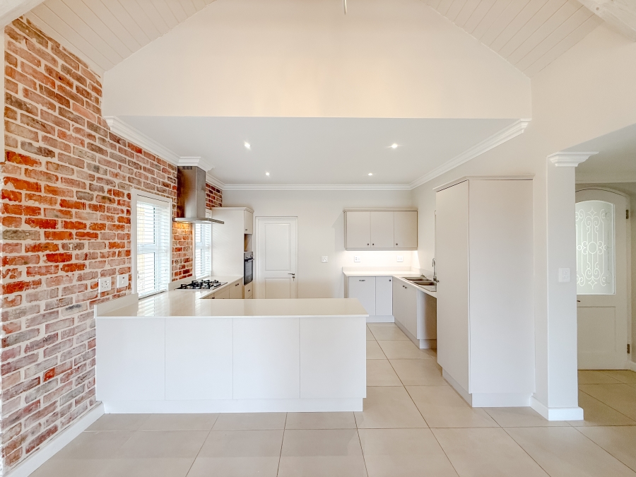 2 Bedroom Property for Sale in Baron View Western Cape